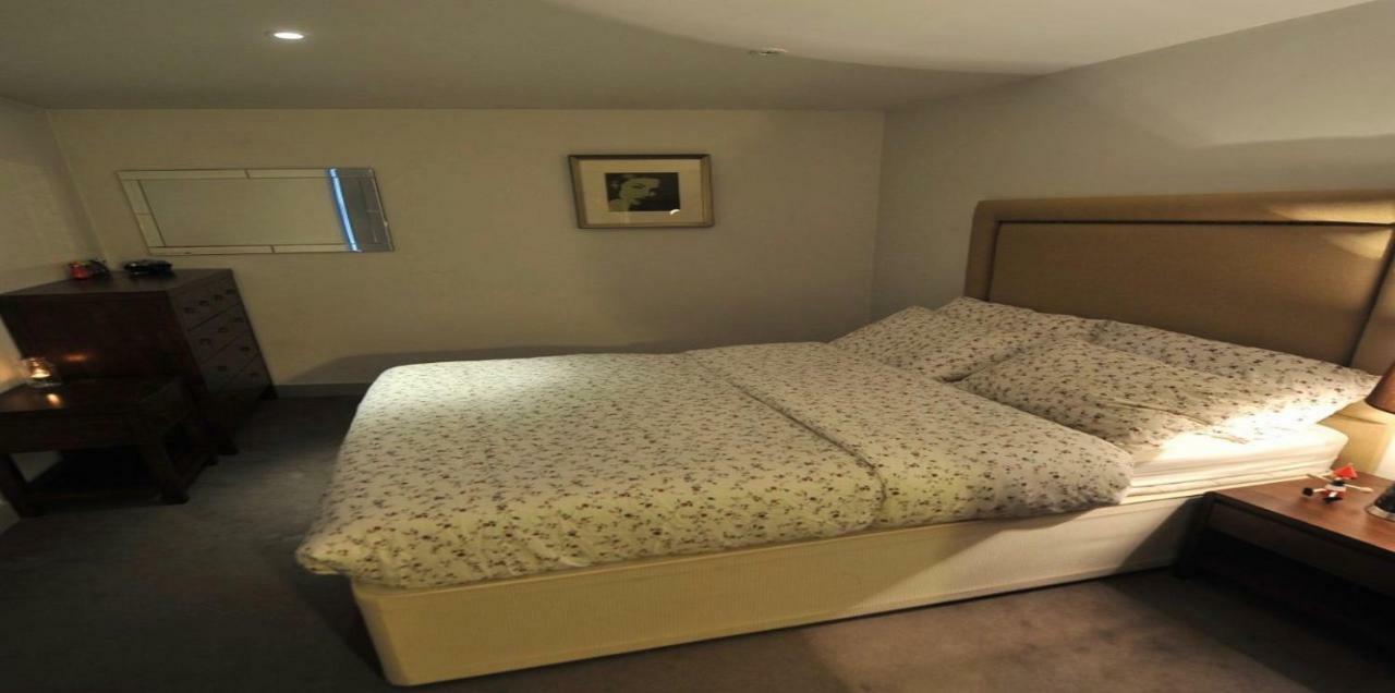 Private Westminster Aparthotel Londra